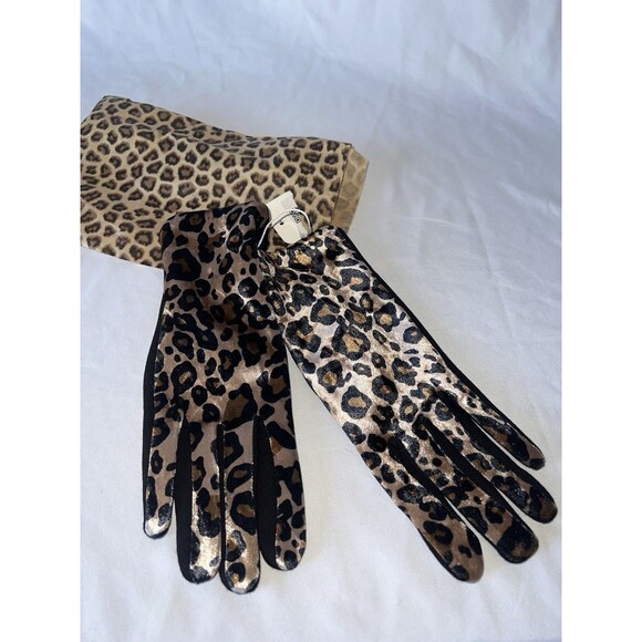 Leopard Touch Screen Gloves, Unused - Picture 1 of 7